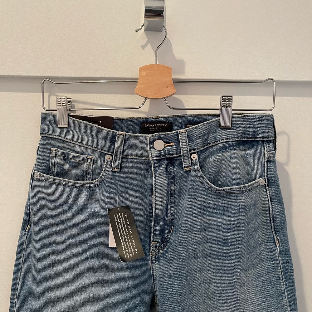 NWT Banana republic high rise slim ankle in medium wash size 28